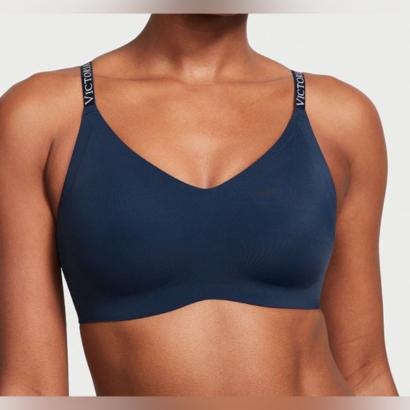 NWT Victoria’s Secret T-Shirt Lightly Lined Comfort Bra - Picture 2 of 3